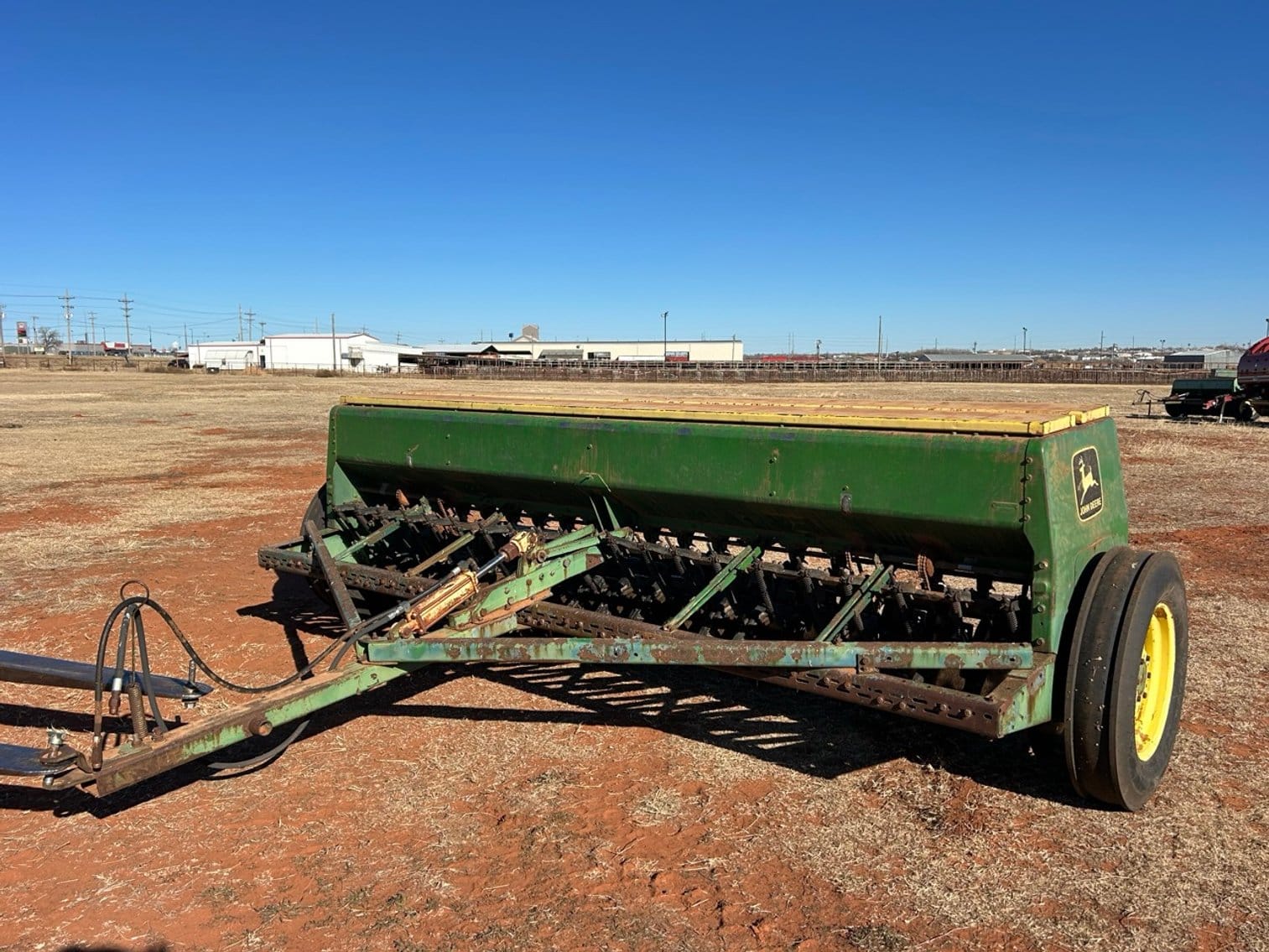 John Deere 8300 Equipment Image0