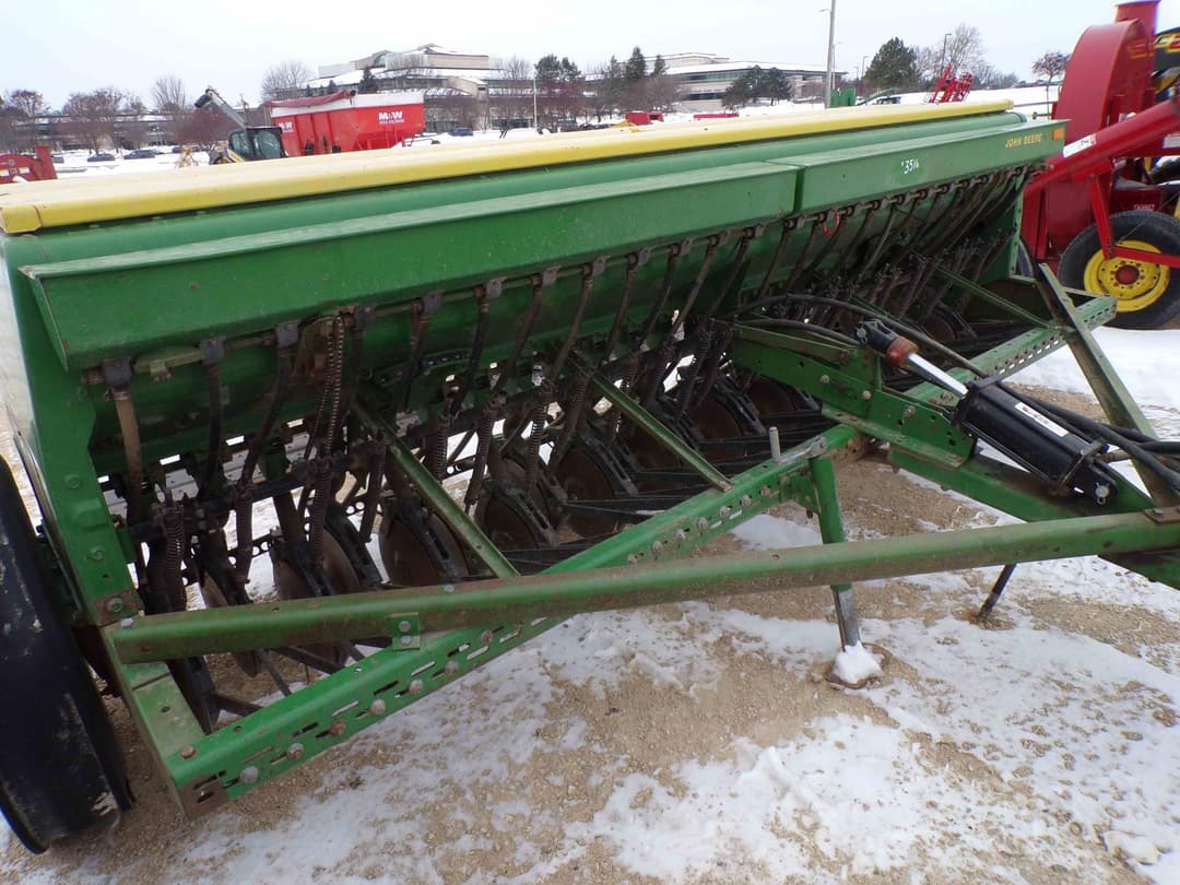 Image of John Deere 8300 Primary image