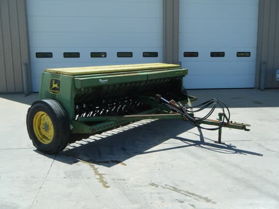 Image of John Deere 8300 Primary image