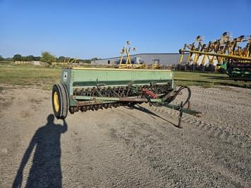 Main image John Deere 8300