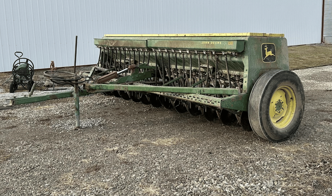 Main image John Deere 8300