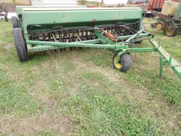 Main image John Deere 8300