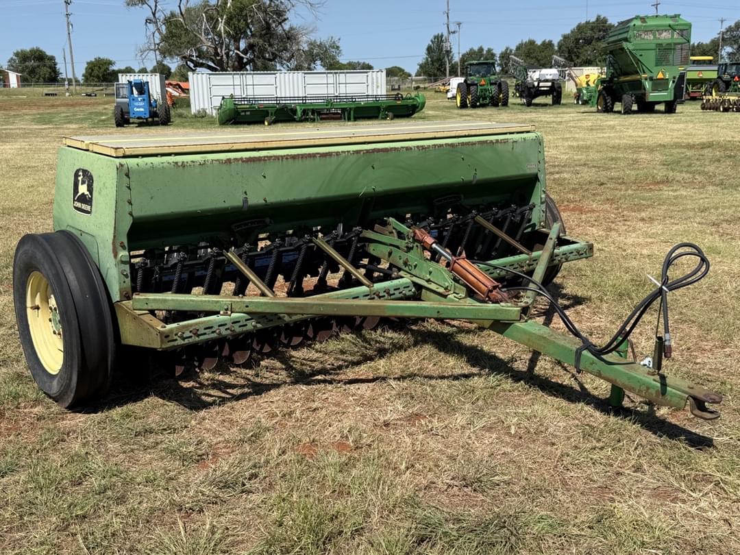 Image of John Deere 8300 Primary image