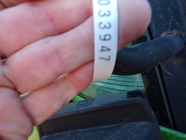 Image of John Deere 8300 equipment image 1