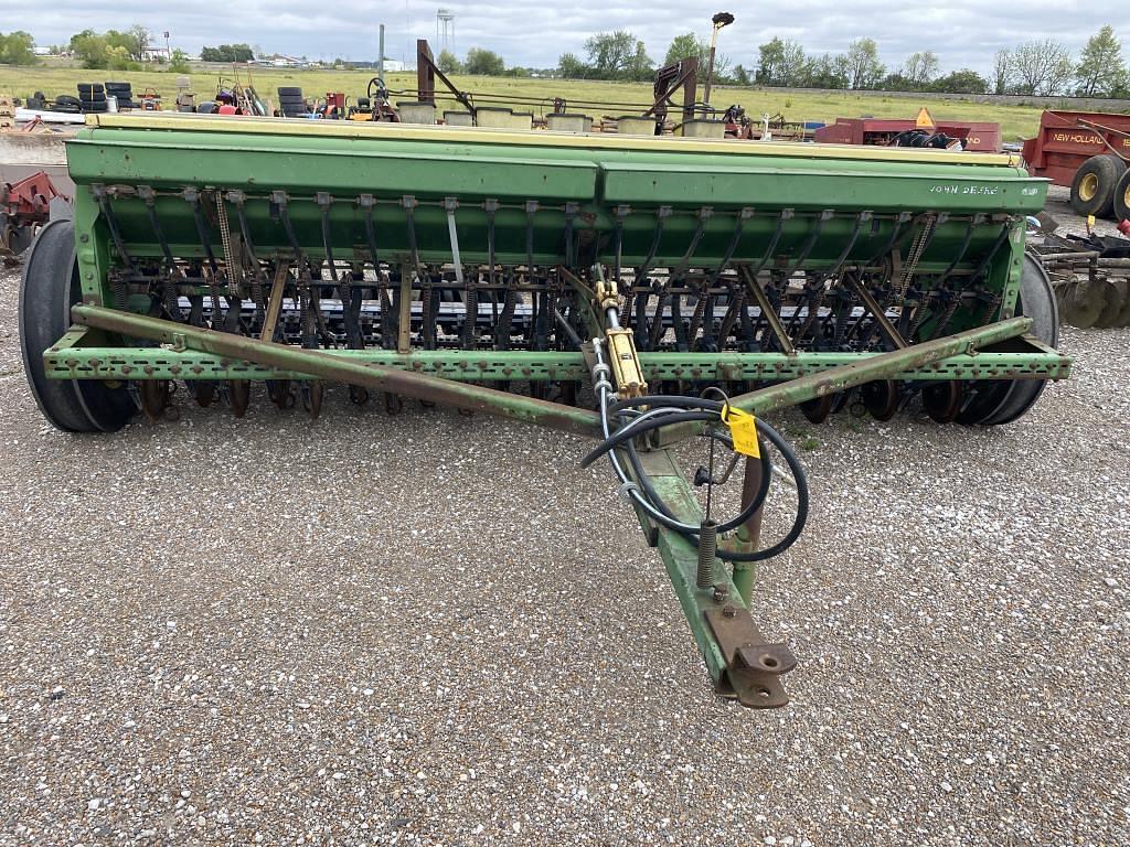 Image of John Deere 8300 Primary image
