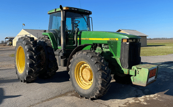 Main image John Deere 8300
