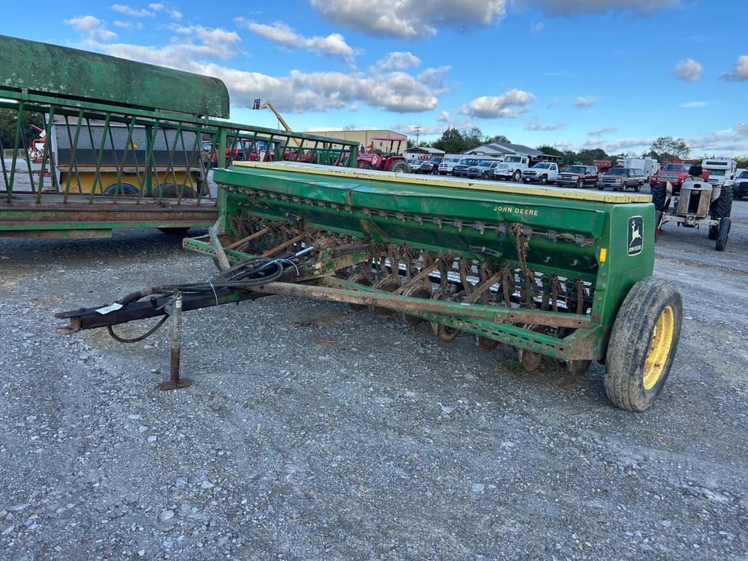 Image of John Deere 8300 Primary image