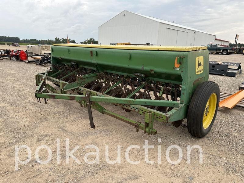 Main image John Deere 8300