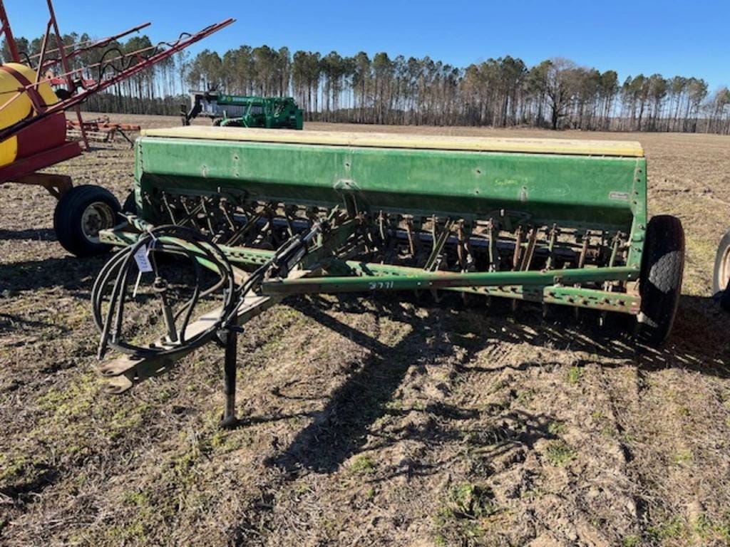 Main image John Deere 8300