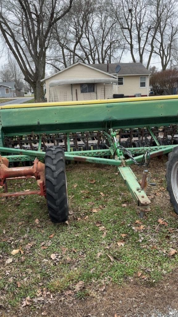 Image of John Deere 8300 Image 1