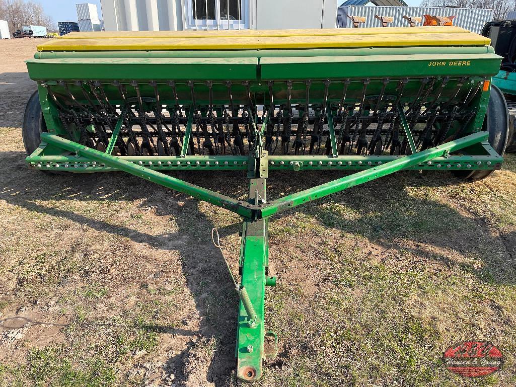 Image of John Deere 8300 Primary image