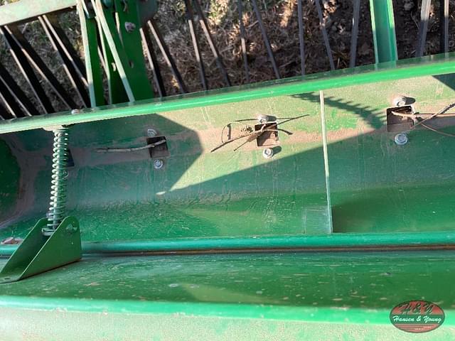 Image of John Deere 8300 equipment image 1