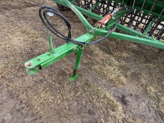 Image of John Deere 8300 equipment image 2