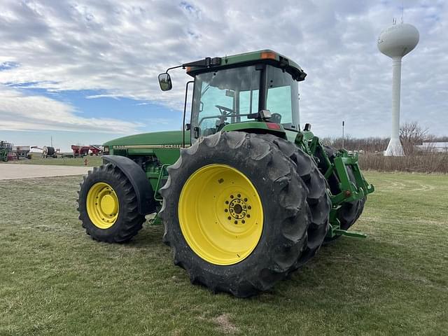 Image of John Deere 8300 equipment image 4