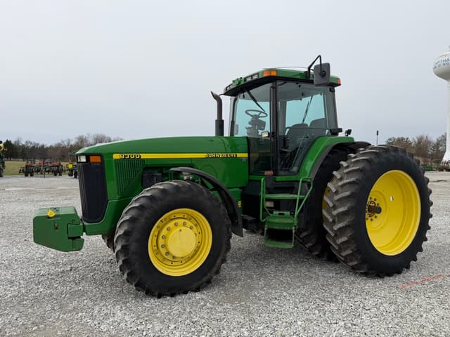 Image of John Deere 8300 equipment image 4