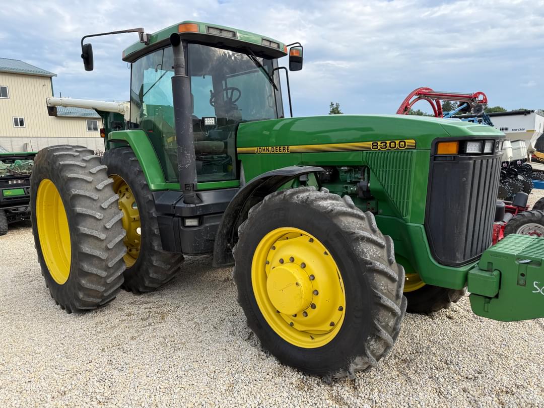 Image of John Deere 8300 Primary image
