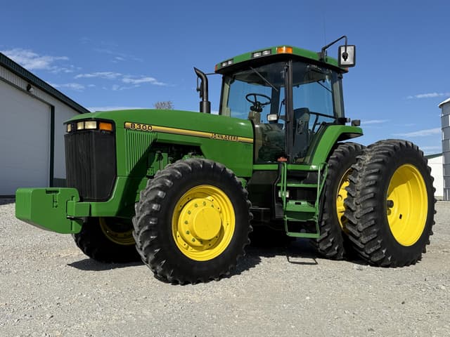 Image of John Deere 8300 equipment image 3