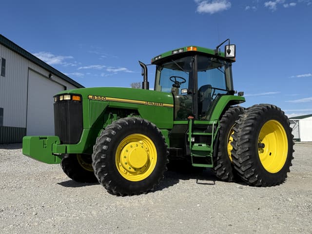Image of John Deere 8300 equipment image 2