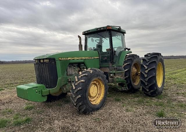 Image of John Deere 8300 equipment image 2