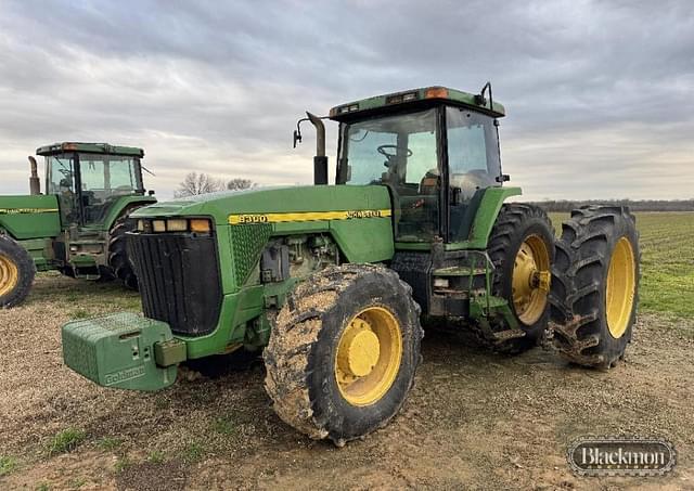 Image of John Deere 8300 equipment image 2