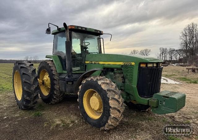 Image of John Deere 8300 equipment image 1