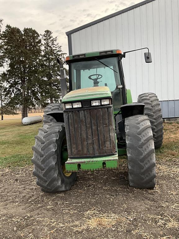 Image of John Deere 8300 equipment image 1