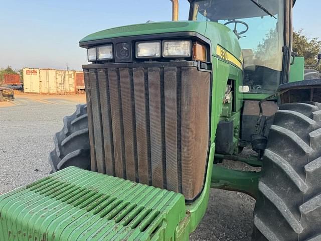 Image of John Deere 8310 equipment image 1