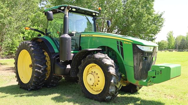 Image of John Deere 8310R equipment image 2
