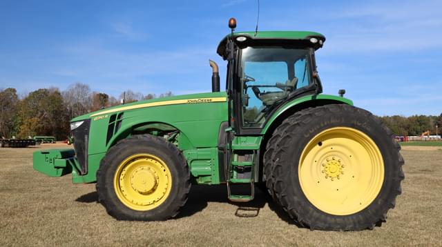 Image of John Deere 8310R equipment image 3