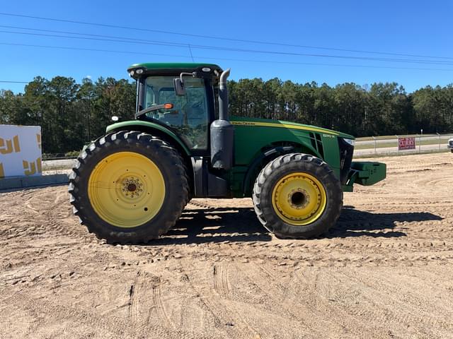 Image of John Deere 8310R equipment image 3