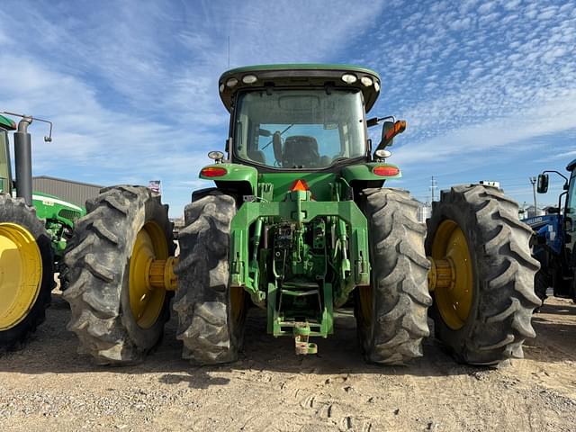 Image of John Deere 8310R equipment image 4