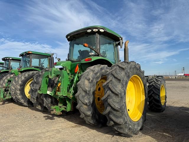 Image of John Deere 8310R equipment image 3