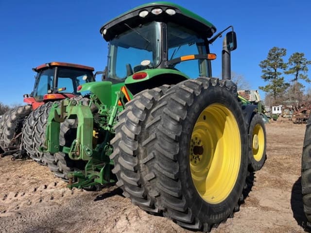 Image of John Deere 8310R equipment image 3