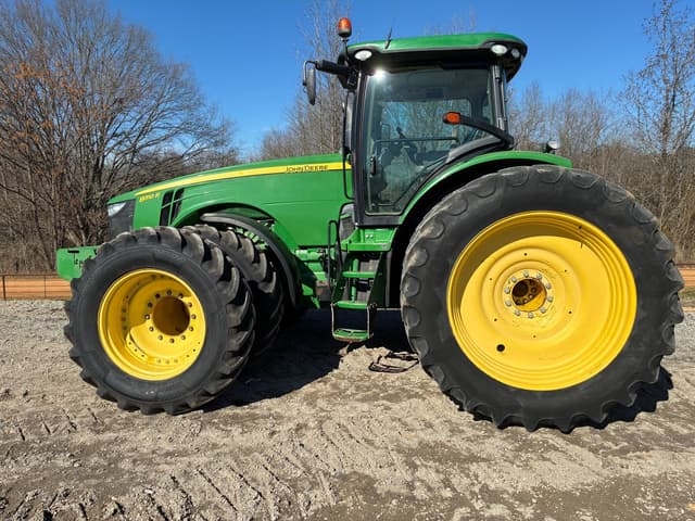 Image of John Deere 8310R equipment image 3