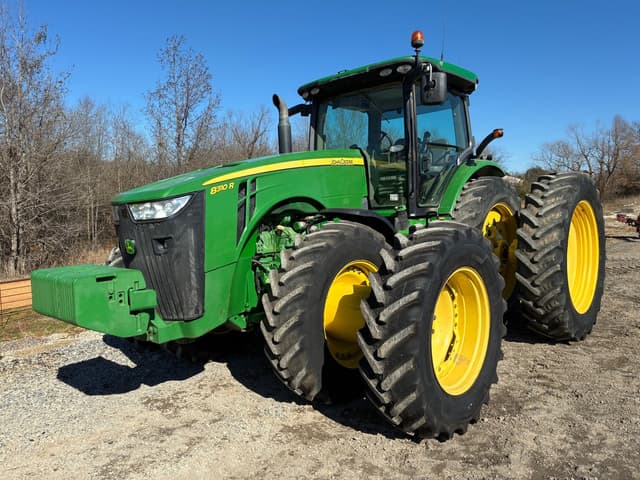 Image of John Deere 8310R equipment image 1