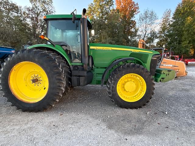 Image of John Deere 8320 equipment image 1