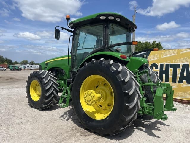 Image of John Deere 8320R equipment image 1