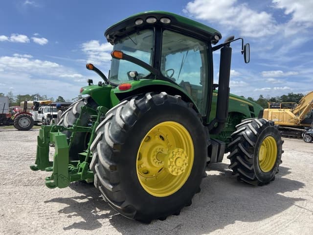 Image of John Deere 8320R equipment image 4