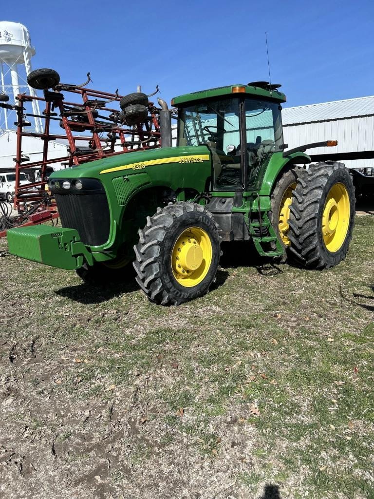 Main image John Deere 8320