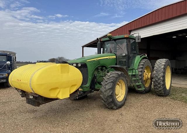 Image of John Deere 8320 equipment image 2