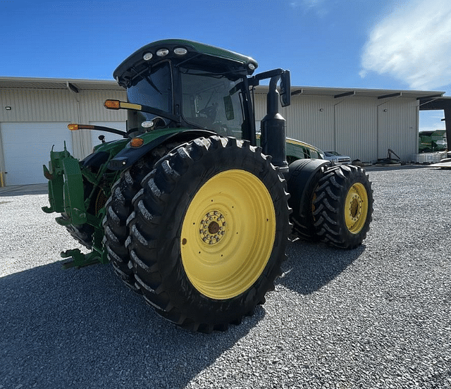 Image of John Deere 8320R equipment image 3