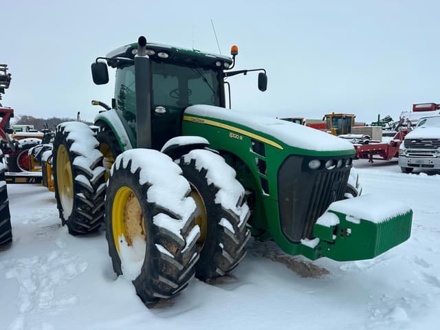 Image of John Deere 8320R equipment image 2
