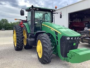 John Deere 8320R Equipment Image0