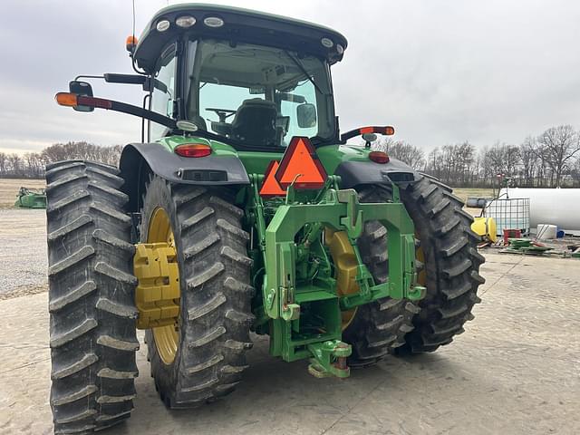 Image of John Deere 8320R equipment image 4