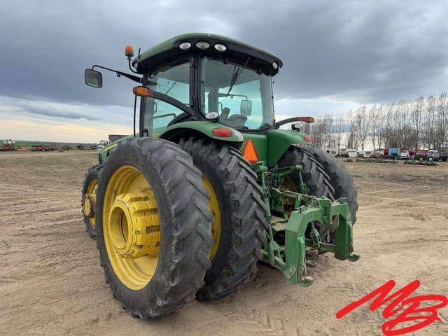 Image of John Deere 8320R equipment image 2