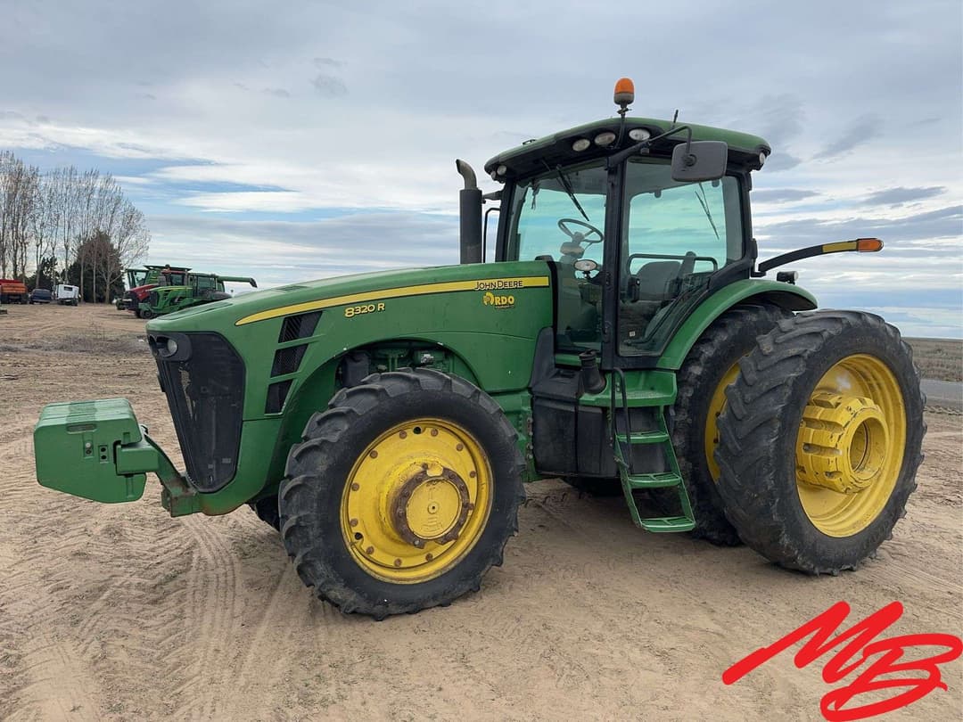 Image of John Deere 8320R Primary image