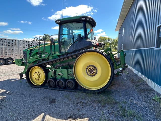 Image of John Deere 8320RT equipment image 1