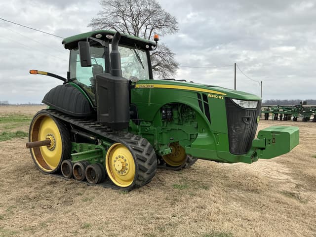 Image of John Deere 8320RT equipment image 1