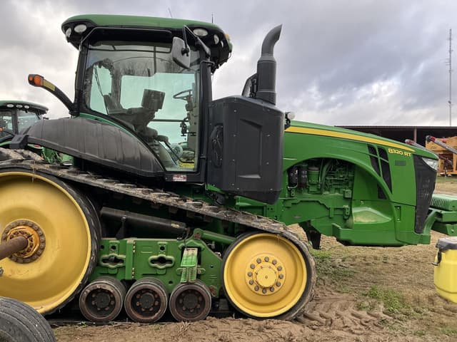 Image of John Deere 8320RT equipment image 2