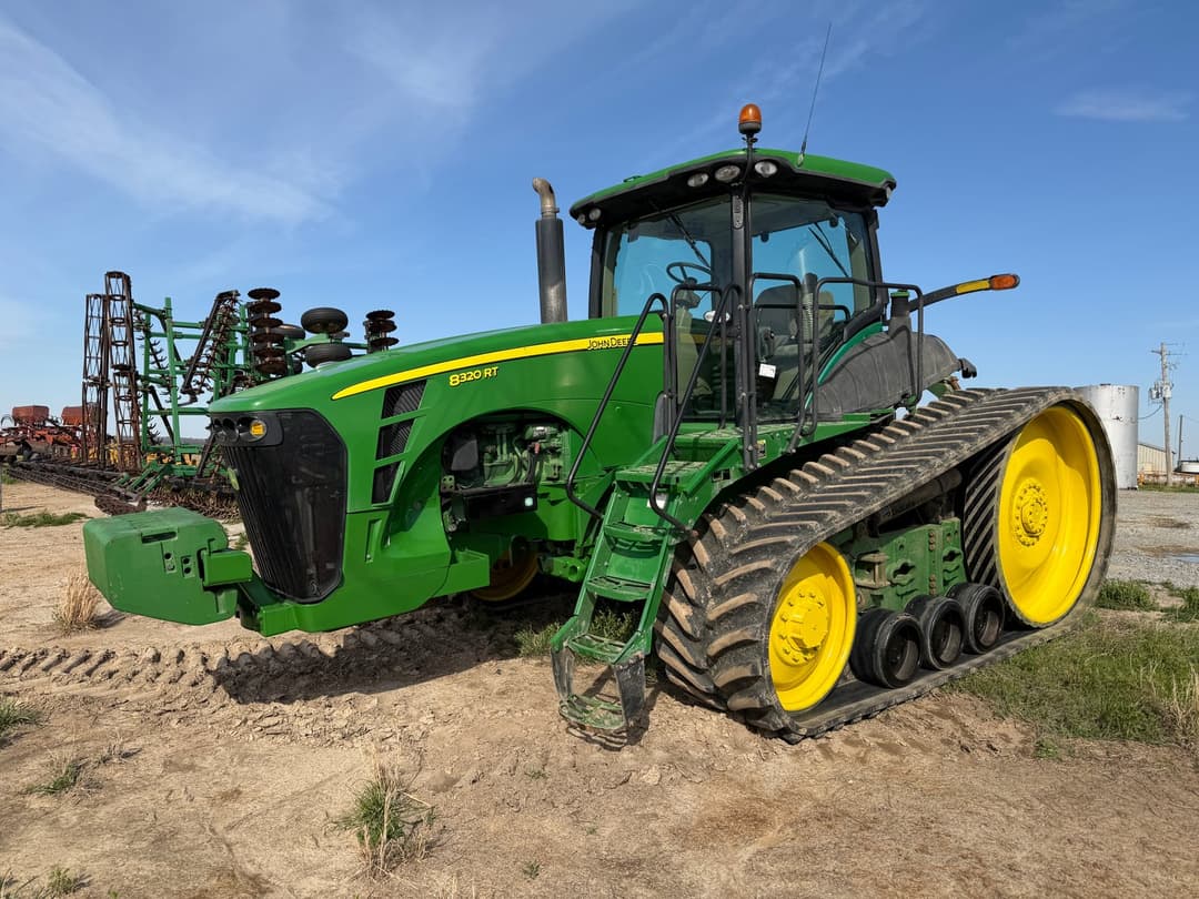 Image of John Deere 8320RT Primary image